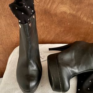 Mona Mia Collezione Boots - Women’s Yatziry High/Low Boots. Size 10